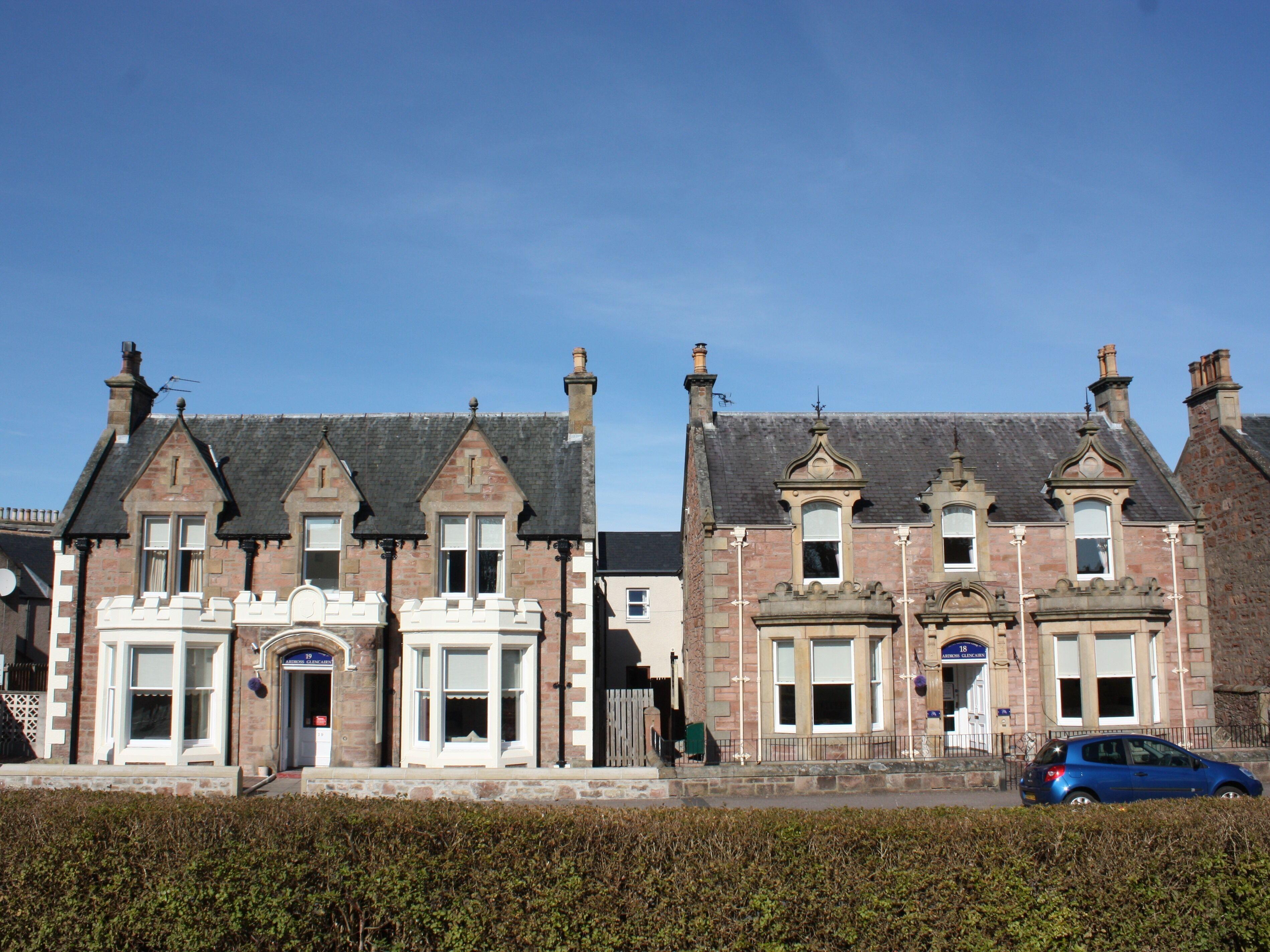 Ardross Glencairn, Inverness